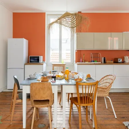 Coulmiers Bleu - Gare Sncf à 5 Min, Atypique&confort Apartamento *