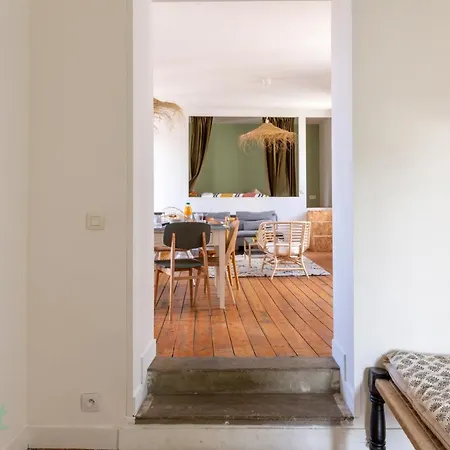 Apartment Coulmiers Bleu - Gare Sncf A 5 Min, Atypique & Confort