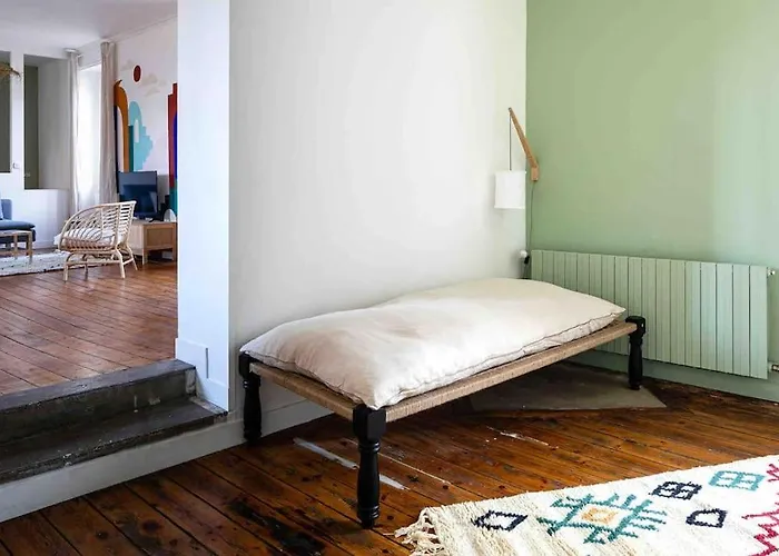 アパート Coulmiers Bleu - Gare Sncf A 5 Min, Atypique & Confort *